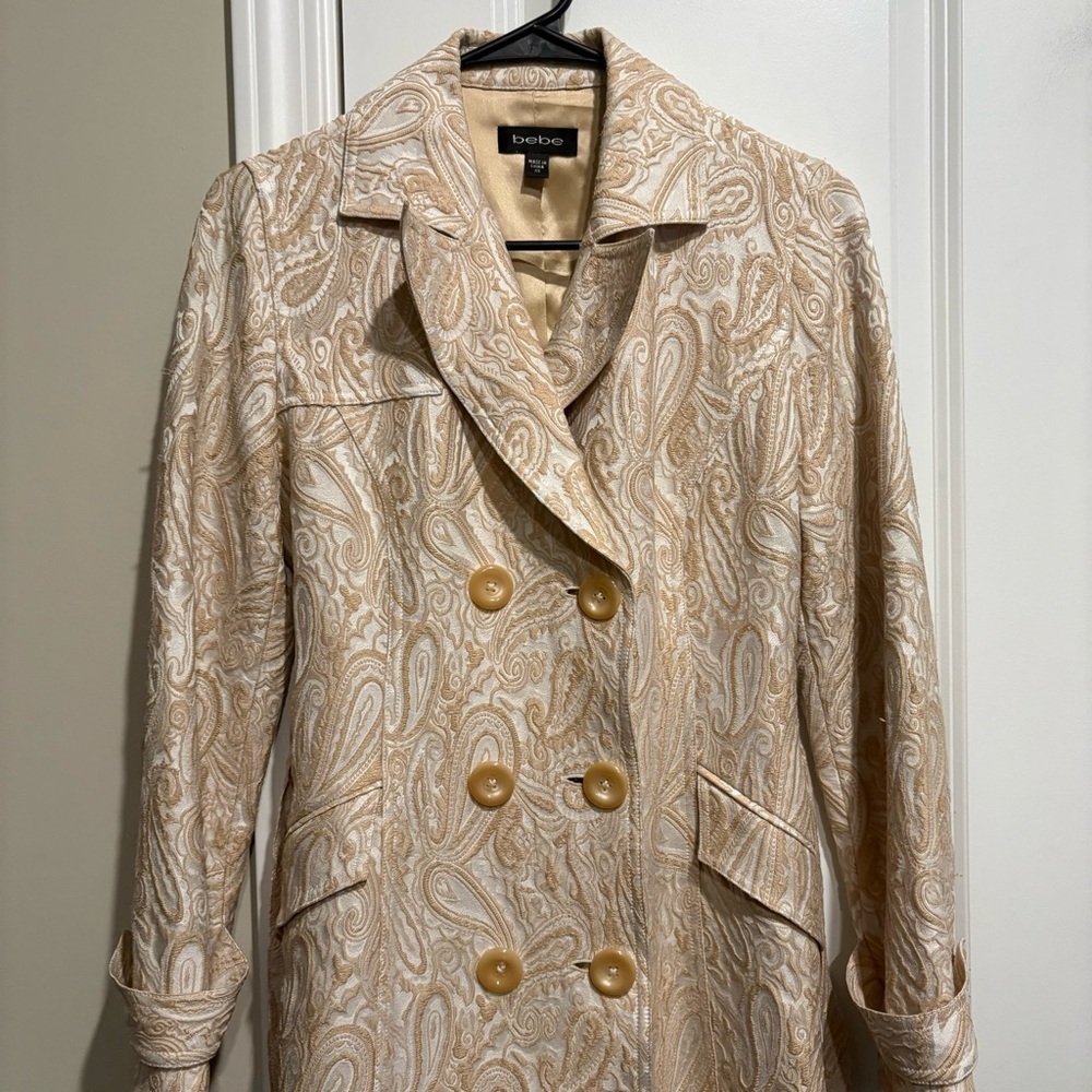 Vintage bebe Paisley Trench Coat in Cream and Tan Size XS - Picture 3 of 7